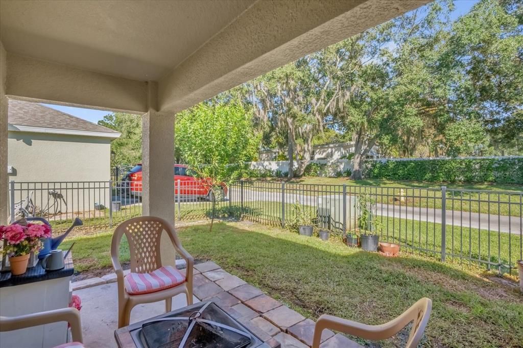 For Sale: $540,000 (4 beds, 2 baths, 1975 Square Feet)