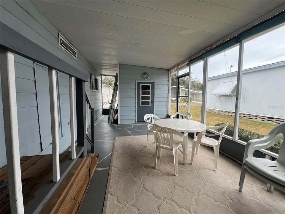 For Sale: $152,500 (2 beds, 2 baths, 1219 Square Feet)