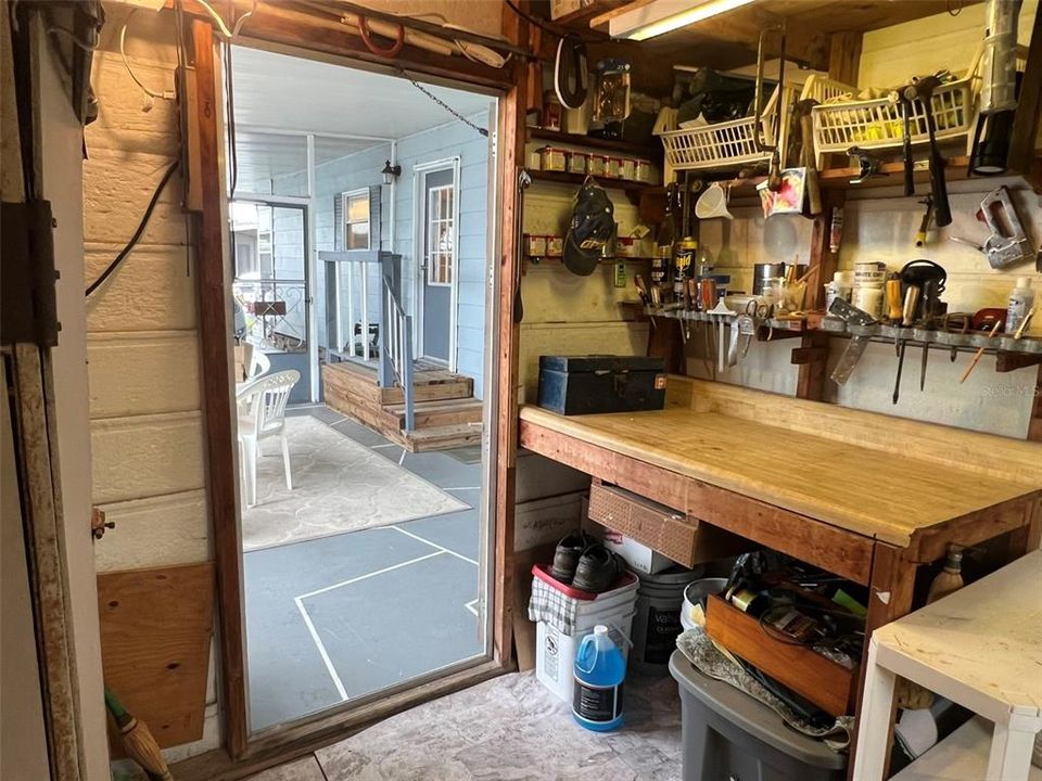 For Sale: $152,500 (2 beds, 2 baths, 1219 Square Feet)