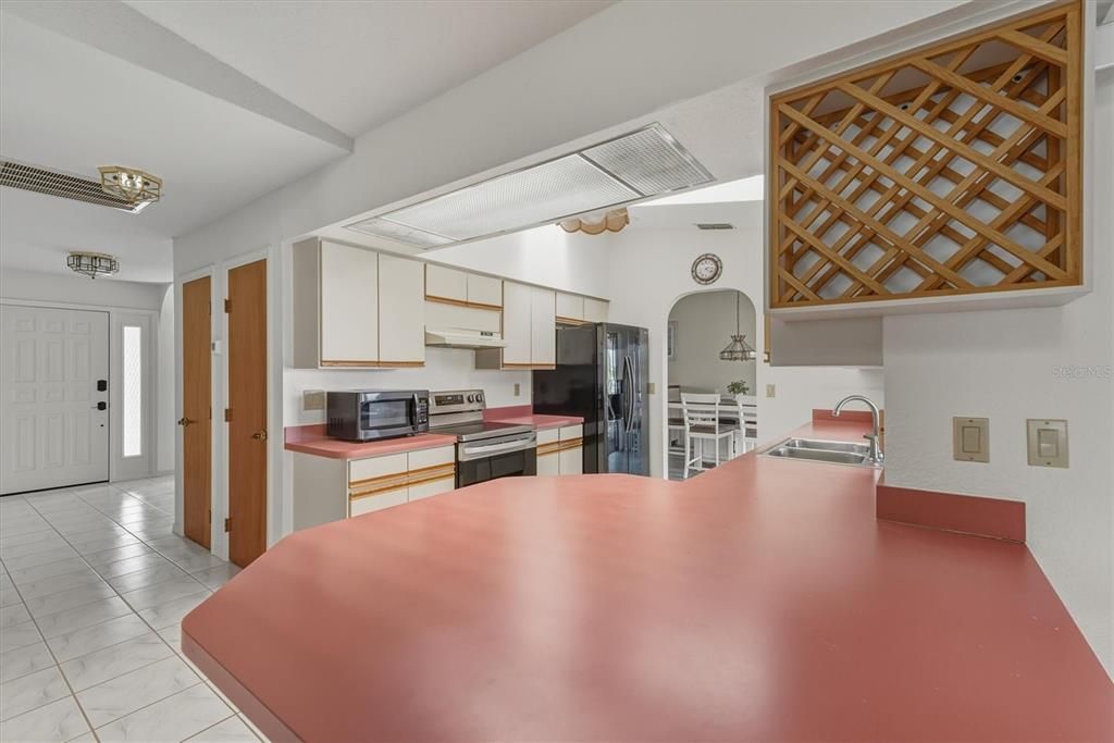 待售: $497,000 (3 贝兹, 2 浴室, 2115 平方英尺)