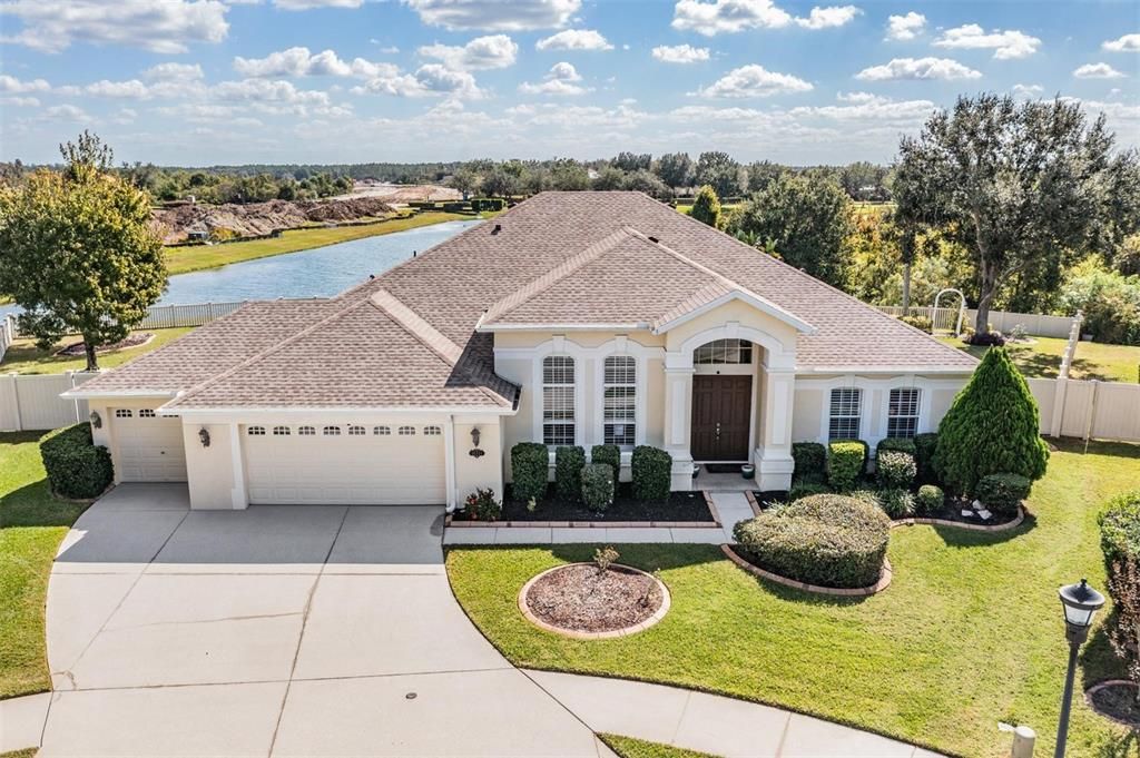 合同活跃: $590,000 (3 贝兹, 3 浴室, 2967 平方英尺)