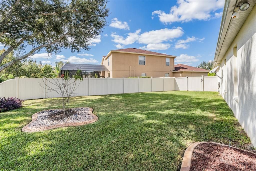 合同活跃: $590,000 (3 贝兹, 3 浴室, 2967 平方英尺)