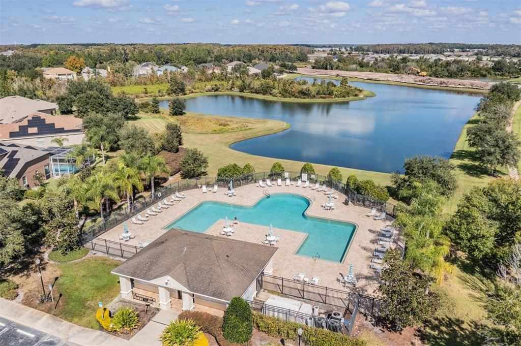 合同活跃: $590,000 (3 贝兹, 3 浴室, 2967 平方英尺)