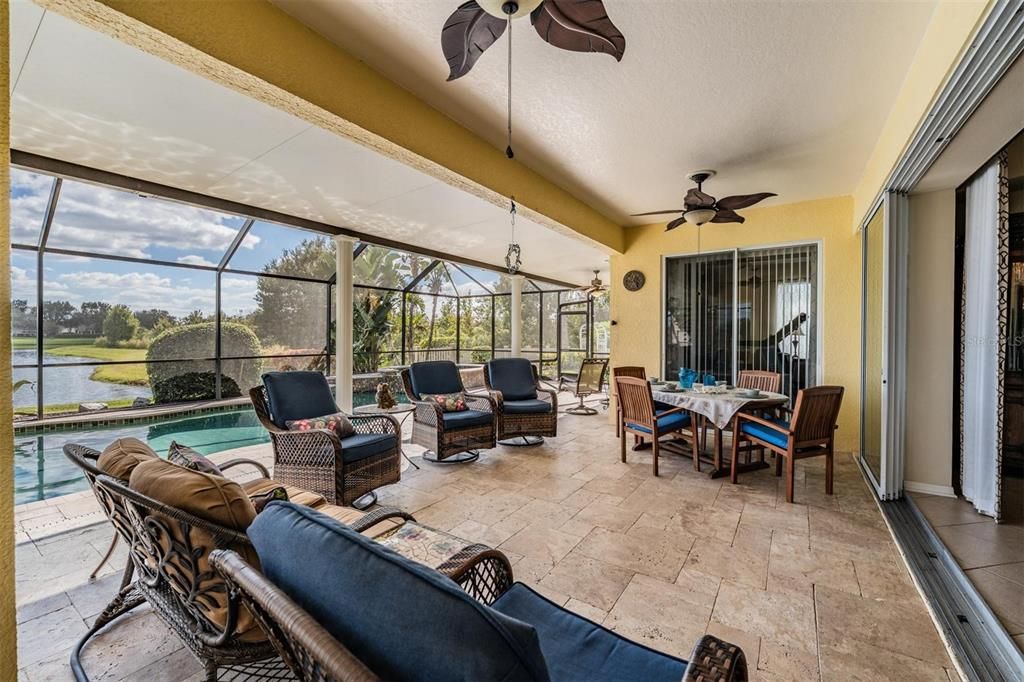 合同活跃: $590,000 (3 贝兹, 3 浴室, 2967 平方英尺)