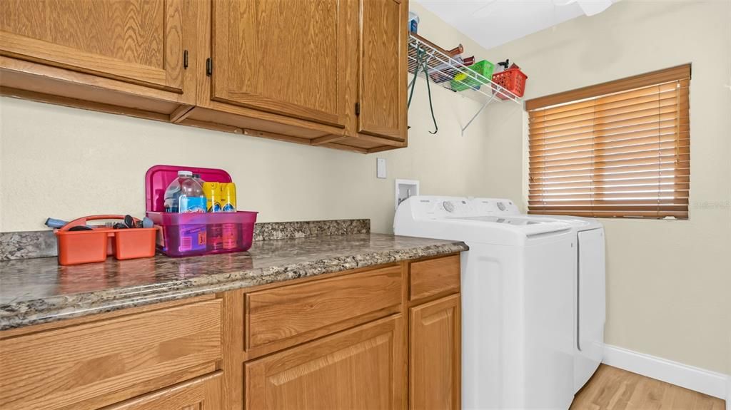 待售: $625,000 (3 贝兹, 2 浴室, 1720 平方英尺)