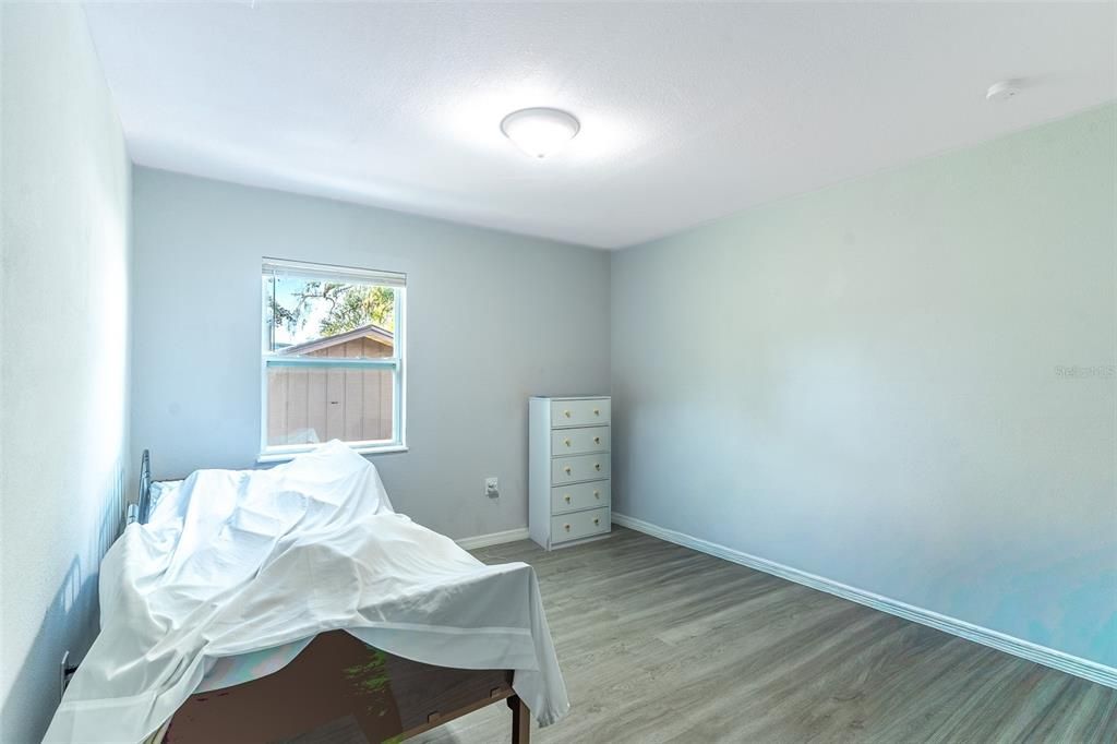 For Sale: $279,000 (3 beds, 2 baths, 1175 Square Feet)