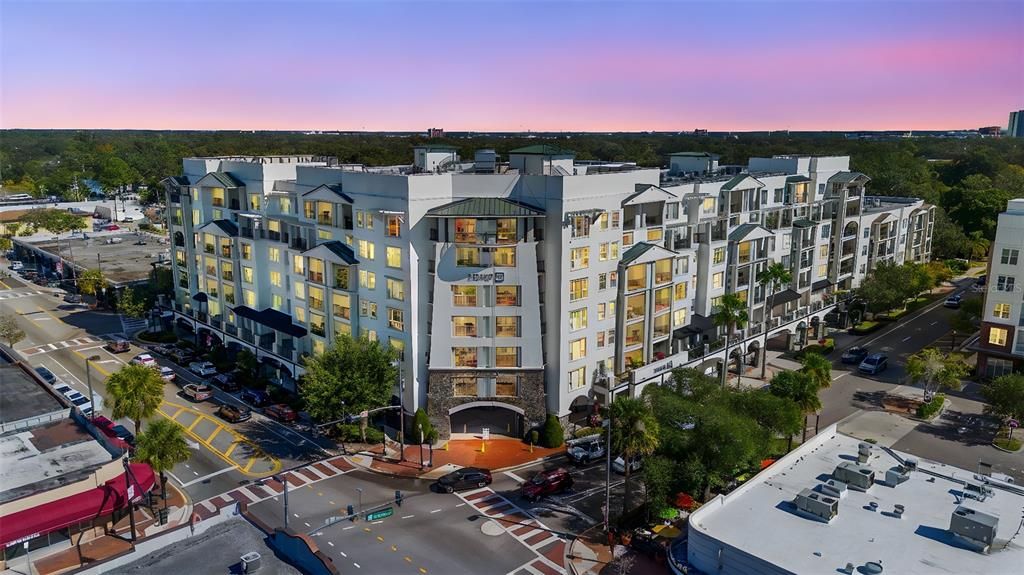 For Sale: $319,000 (1 beds, 1 baths, 992 Square Feet)