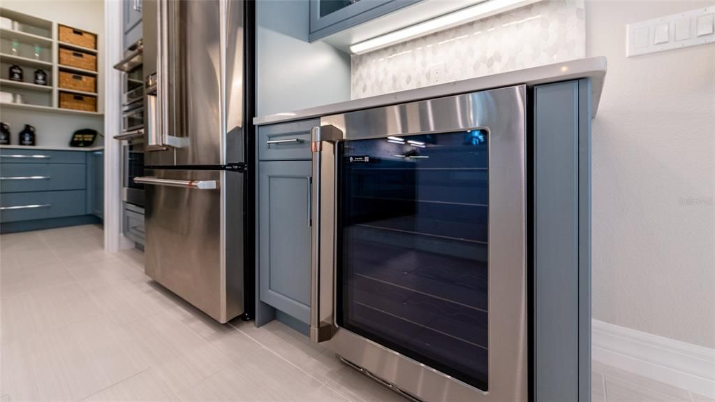 En Venta: $432,990 (2 camas, 2 baños, 1968 Pies cuadrados)