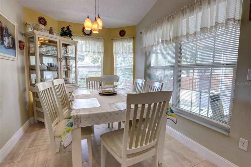 For Sale: $359,900 (3 beds, 2 baths, 1500 Square Feet)