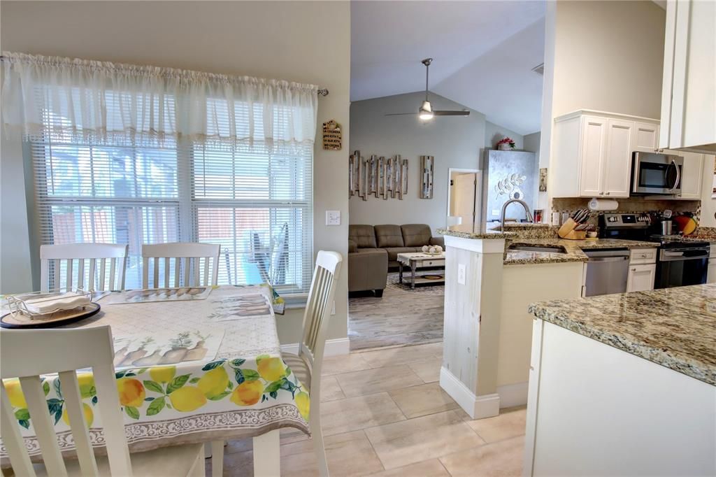 For Sale: $359,900 (3 beds, 2 baths, 1500 Square Feet)