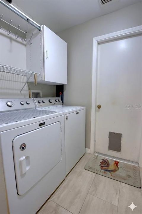 For Sale: $359,900 (3 beds, 2 baths, 1500 Square Feet)