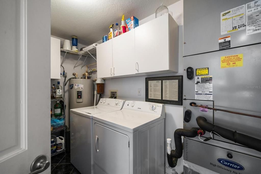 En Venta: $999,000 (2 camas, 2 baños, 1660 Pies cuadrados)