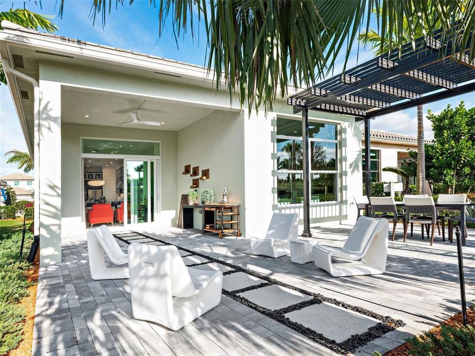 En Venta: $408,990 (3 camas, 2 baños, 1724 Pies cuadrados)