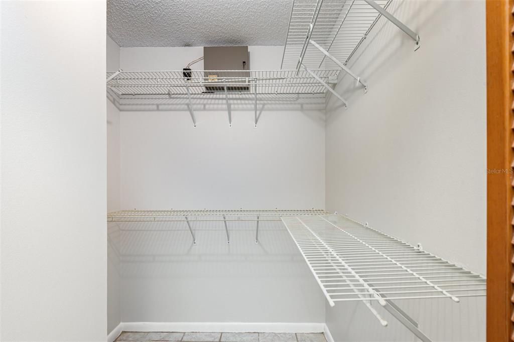 Active With Contract: $290,000 (3 beds, 2 baths, 1298 Square Feet)