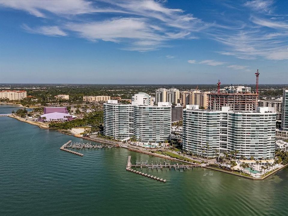 For Sale: $1,385,000 (2 beds, 2 baths, 1729 Square Feet)