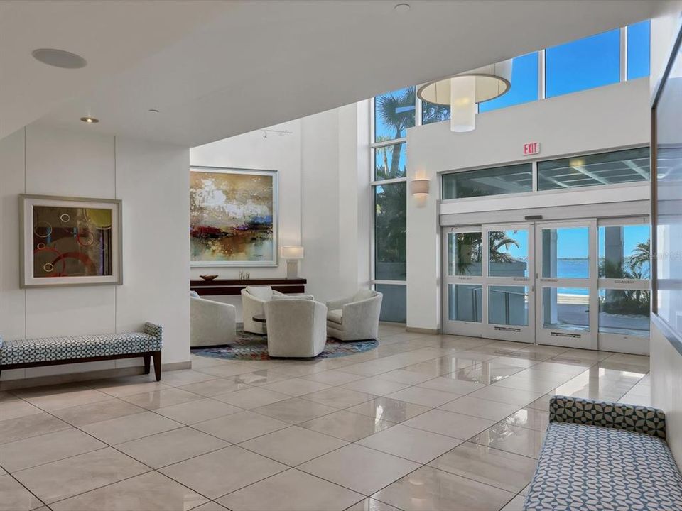 For Sale: $1,385,000 (2 beds, 2 baths, 1729 Square Feet)