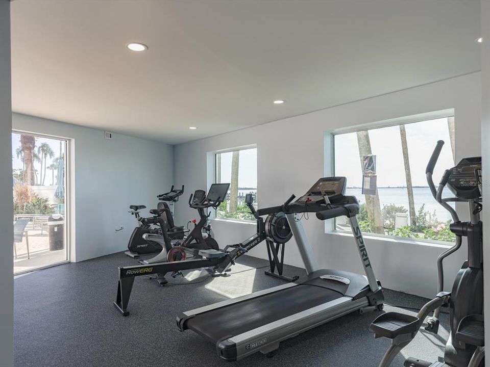 For Sale: $1,385,000 (2 beds, 2 baths, 1729 Square Feet)