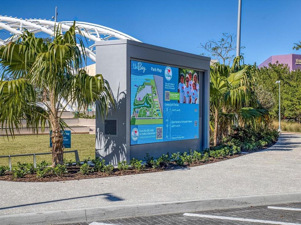 For Sale: $1,385,000 (2 beds, 2 baths, 1729 Square Feet)