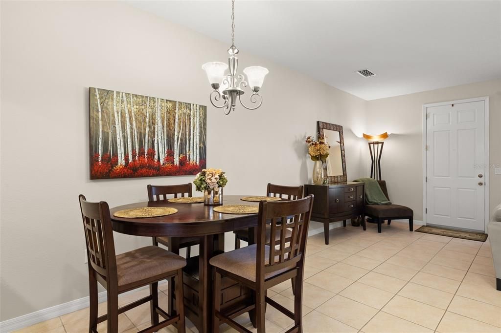 En Renta: $2,750 (3 camas, 2 baños, 1520 Pies cuadrados)