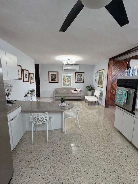 На продажу: $550,000 (3 спален, 3 ванн, 2266 Квадратных фут)