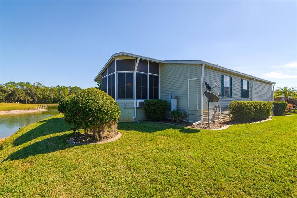 待售: $225,000 (2 贝兹, 2 浴室, 1134 平方英尺)