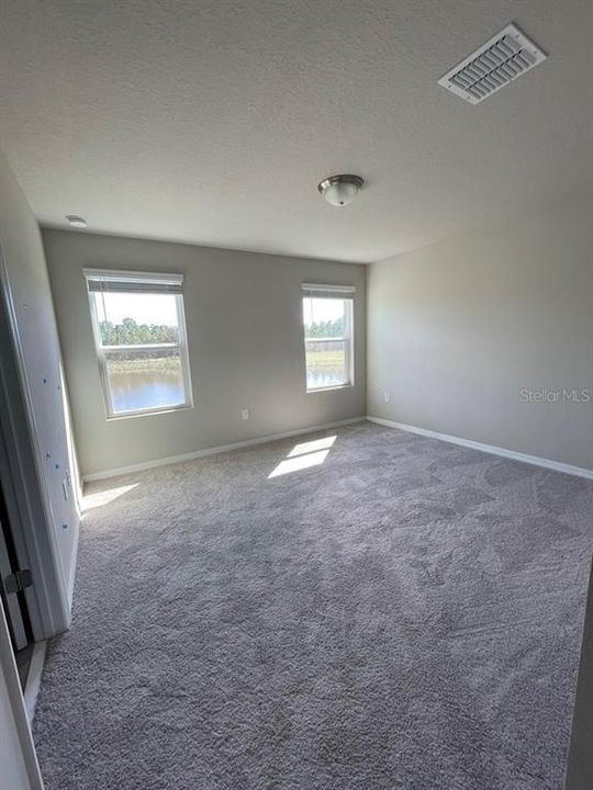 出租: $1,950 (3 贝兹, 2 浴室, 1496 平方英尺)