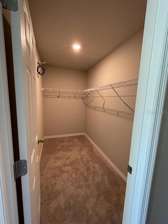 出租: $1,950 (3 贝兹, 2 浴室, 1496 平方英尺)