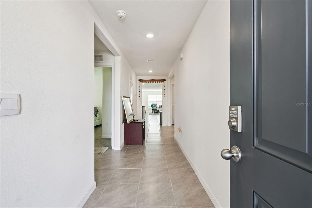 En Venta: $440,000 (4 camas, 2 baños, 1846 Pies cuadrados)