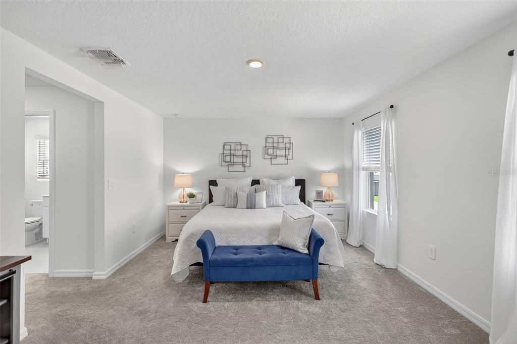 На продажу: $245,000 (2 спален, 2 ванн, 1540 Квадратных фут)