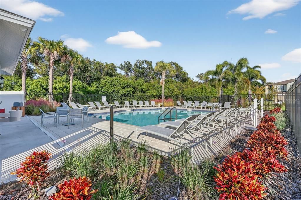 На продажу: $245,000 (2 спален, 2 ванн, 1540 Квадратных фут)