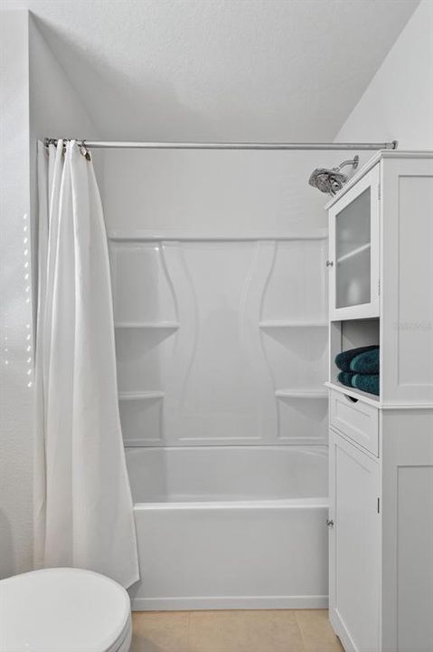 На продажу: $245,000 (2 спален, 2 ванн, 1540 Квадратных фут)