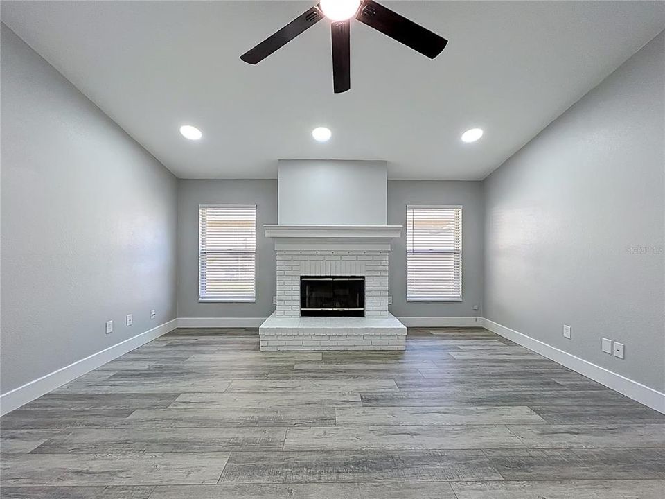 En Venta: $530,000 (3 camas, 2 baños, 2047 Pies cuadrados)