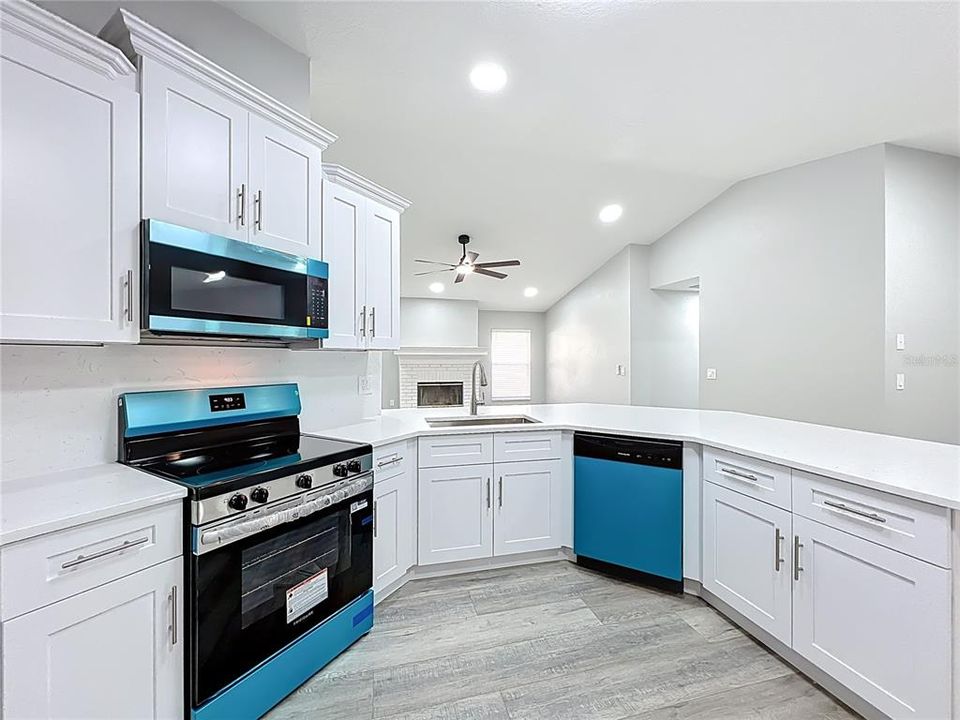 En Venta: $530,000 (3 camas, 2 baños, 2047 Pies cuadrados)