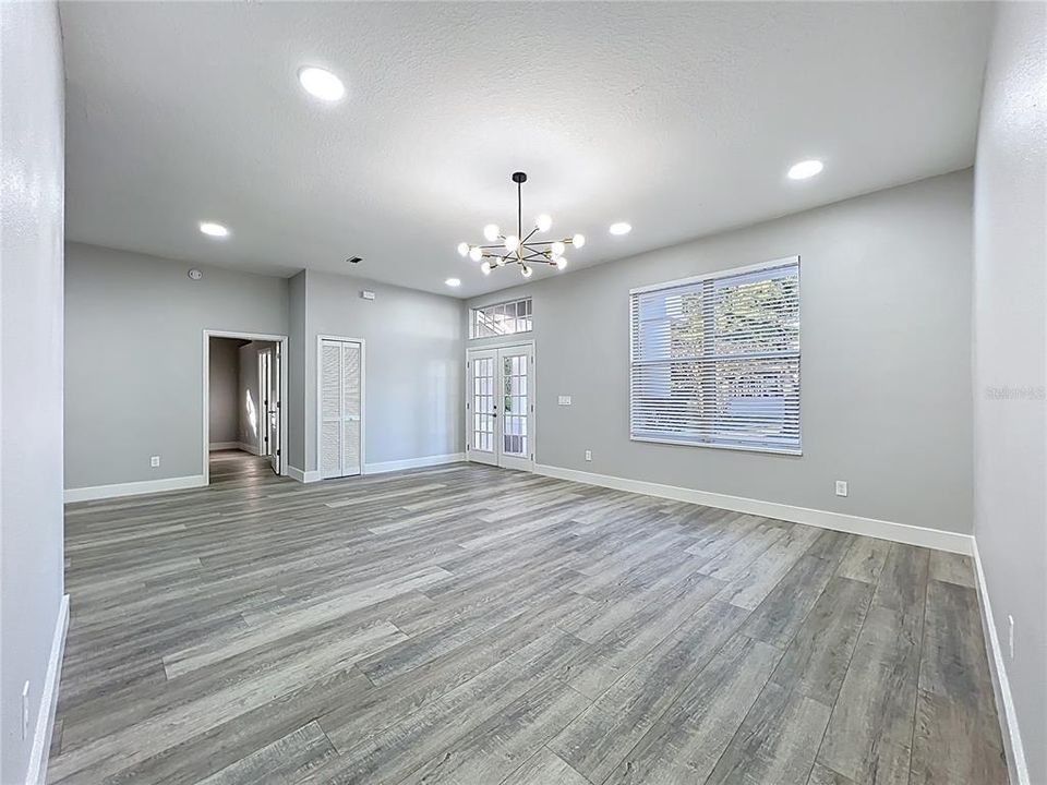 En Venta: $530,000 (3 camas, 2 baños, 2047 Pies cuadrados)