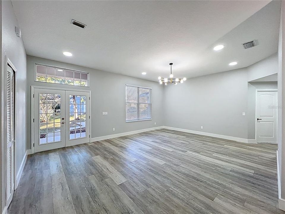 En Venta: $530,000 (3 camas, 2 baños, 2047 Pies cuadrados)