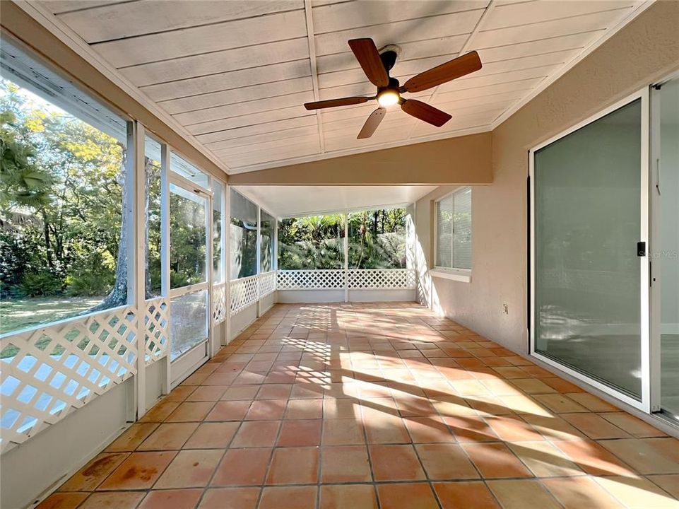 En Venta: $530,000 (3 camas, 2 baños, 2047 Pies cuadrados)