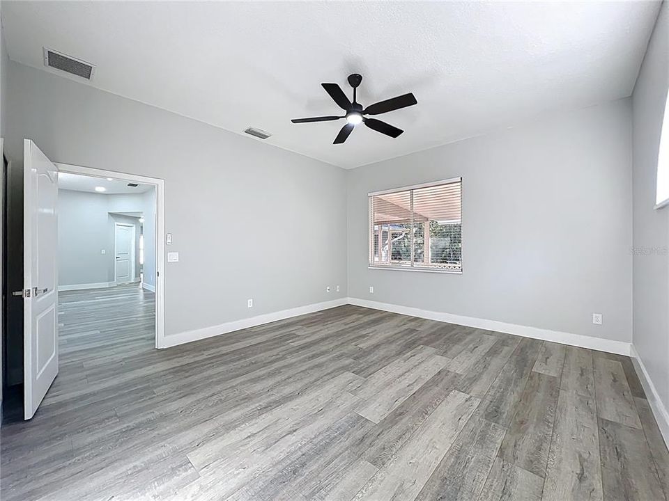 En Venta: $530,000 (3 camas, 2 baños, 2047 Pies cuadrados)