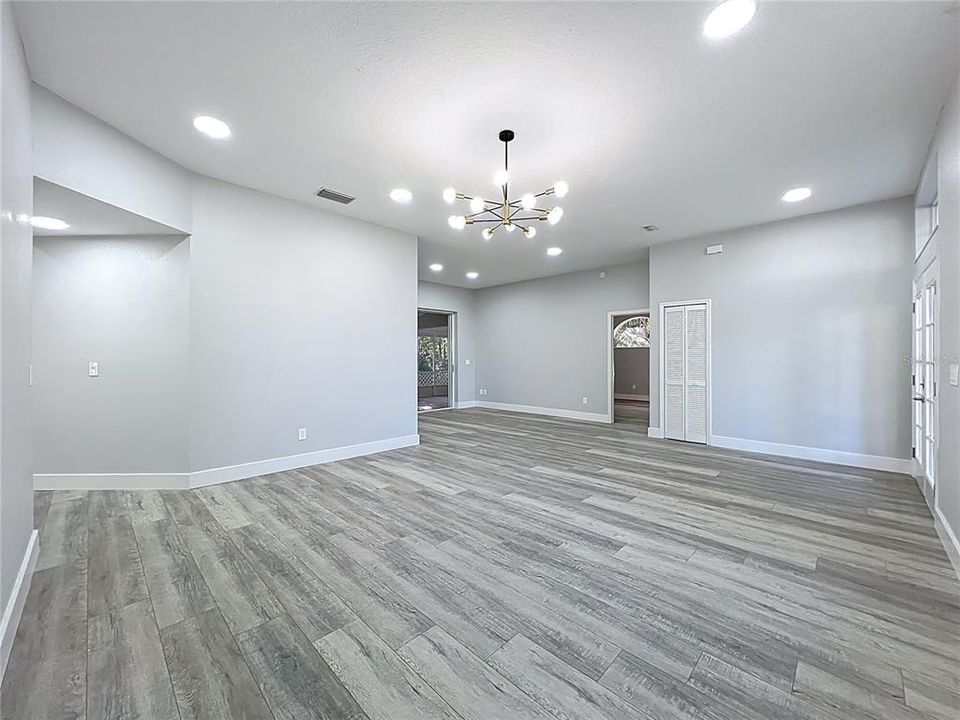 En Venta: $530,000 (3 camas, 2 baños, 2047 Pies cuadrados)