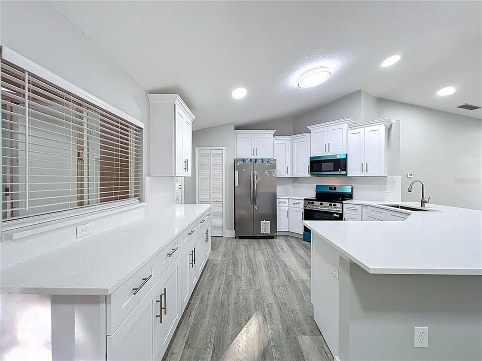 En Venta: $530,000 (3 camas, 2 baños, 2047 Pies cuadrados)