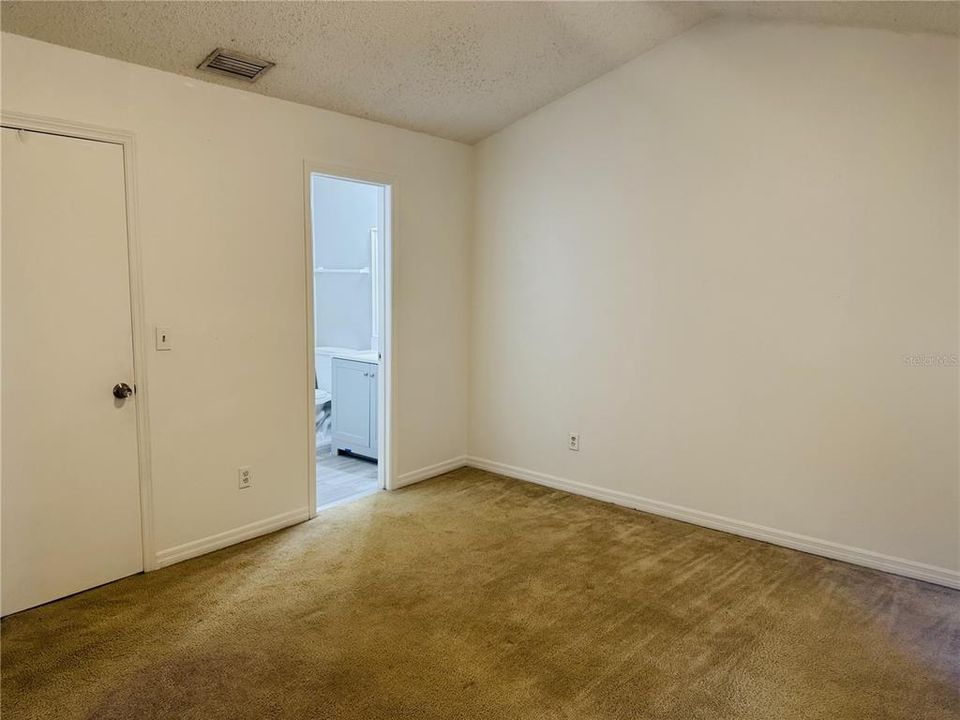 For Rent: $1,650 (2 beds, 2 baths, 1092 Square Feet)