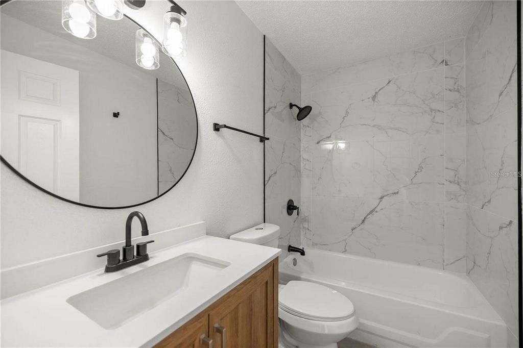 待售: $545,000 (8 贝兹, 0 浴室, 3417 平方英尺)