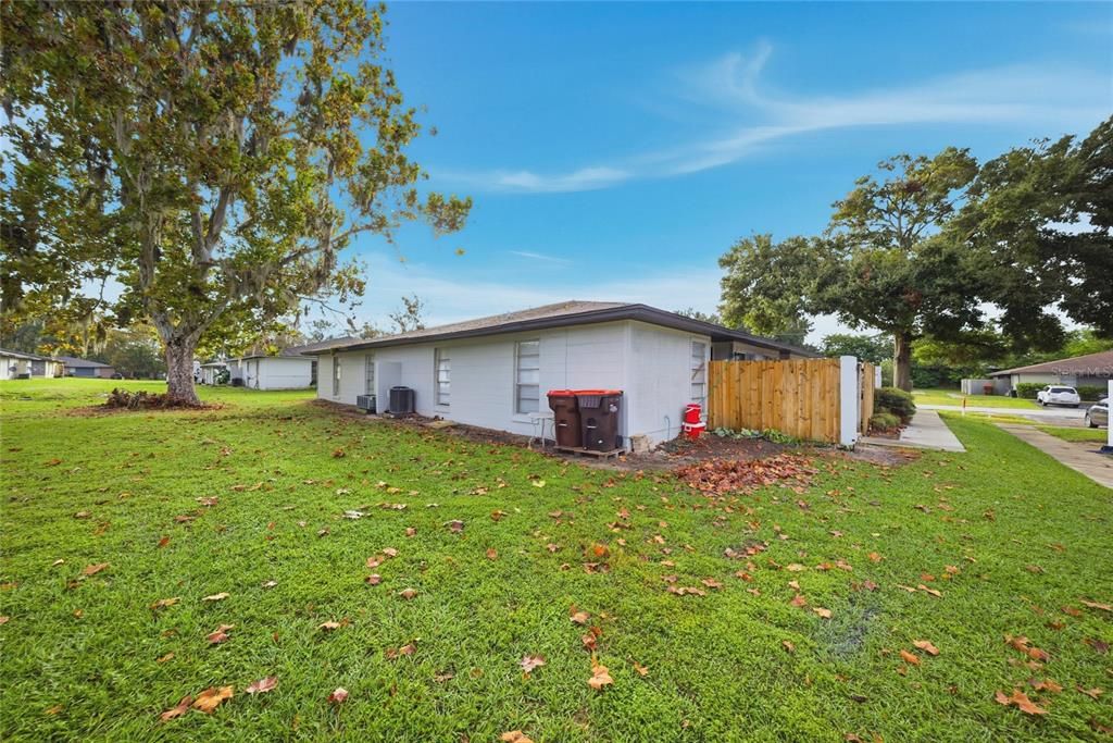 待售: $545,000 (8 贝兹, 0 浴室, 3417 平方英尺)