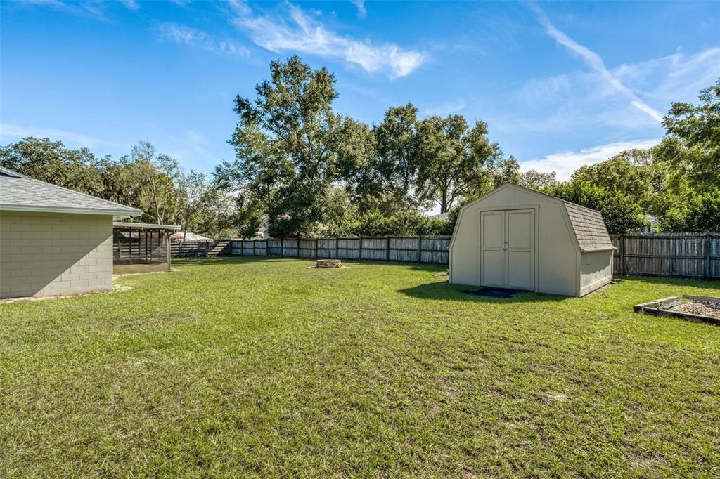 Active With Contract: $394,000 (4 beds, 2 baths, 1539 Square Feet)