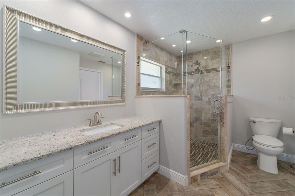 Active With Contract: $394,000 (4 beds, 2 baths, 1539 Square Feet)