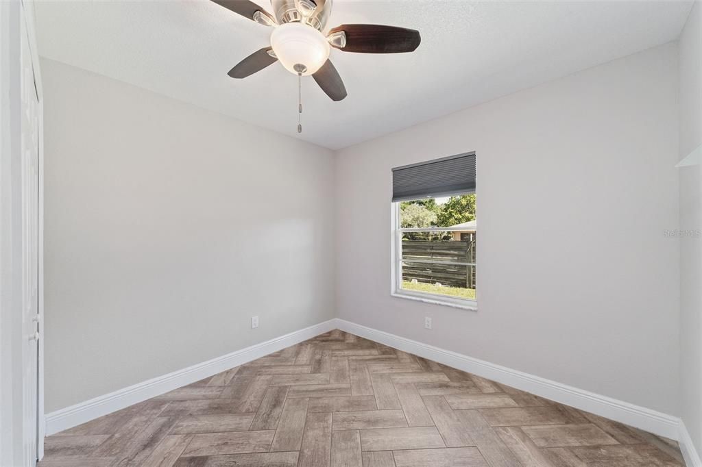 Active With Contract: $394,000 (4 beds, 2 baths, 1539 Square Feet)