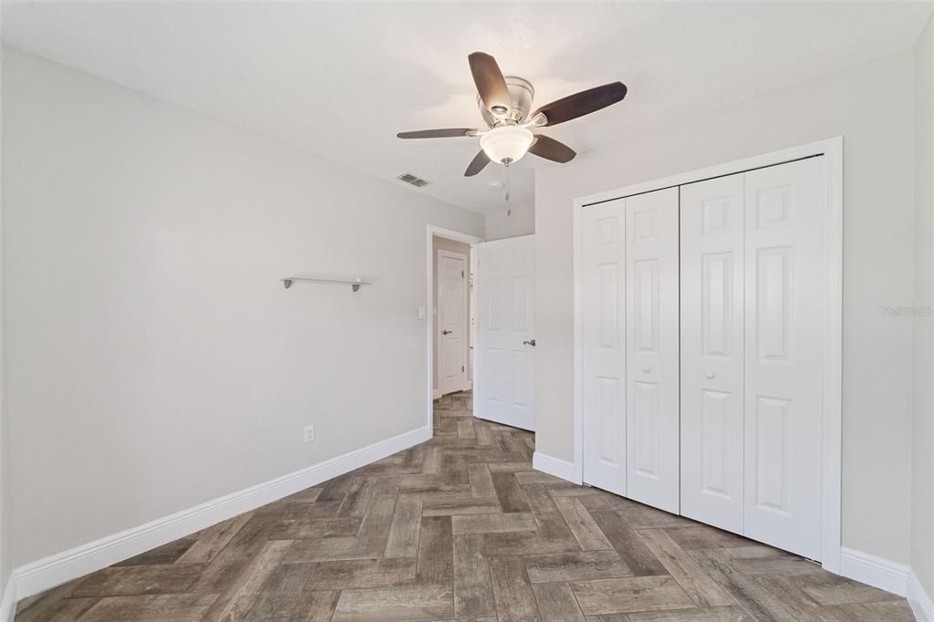 Active With Contract: $394,000 (4 beds, 2 baths, 1539 Square Feet)