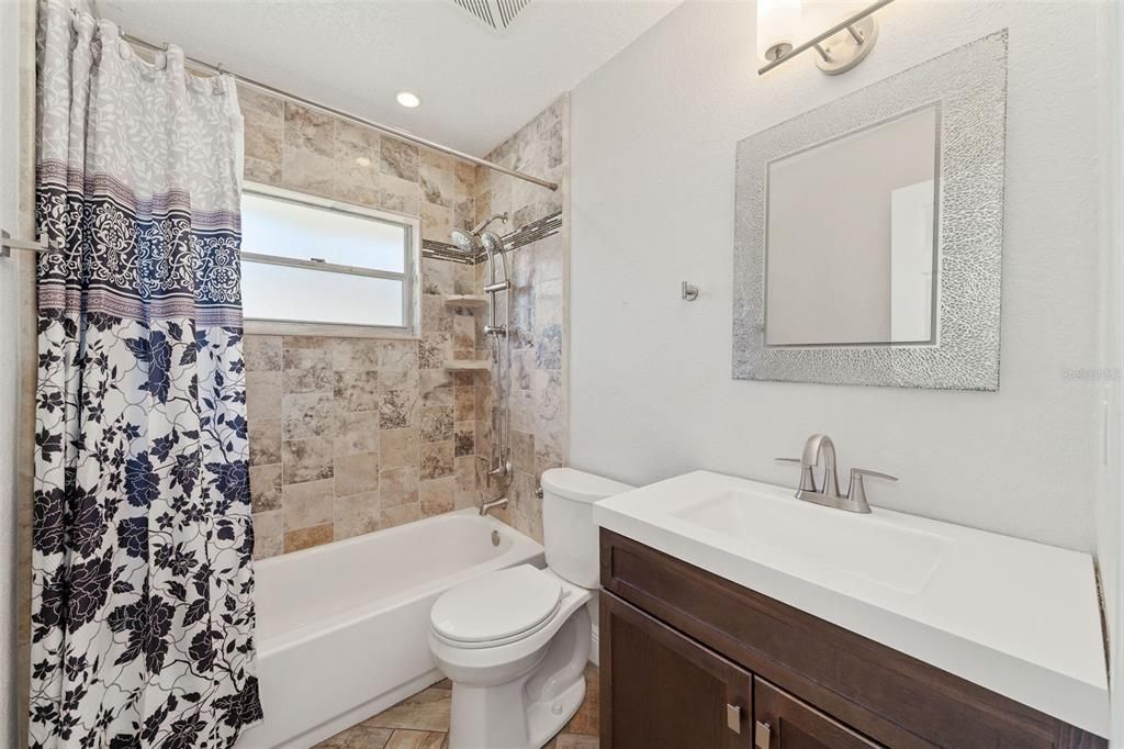 Active With Contract: $394,000 (4 beds, 2 baths, 1539 Square Feet)