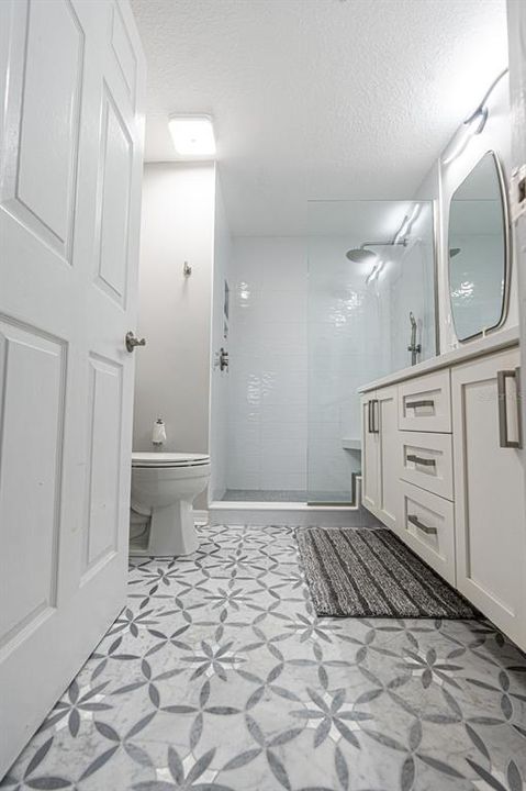 待售: $585,000 (2 贝兹, 2 浴室, 1126 平方英尺)