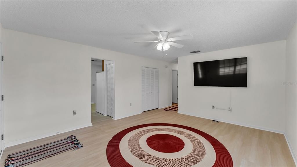 En Venta: $225,000 (3 camas, 2 baños, 1120 Pies cuadrados)