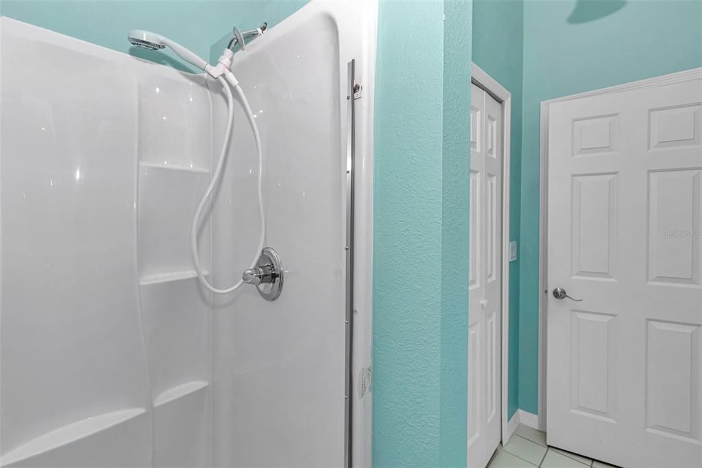 En Venta: $390,000 (3 camas, 3 baños, 2314 Pies cuadrados)